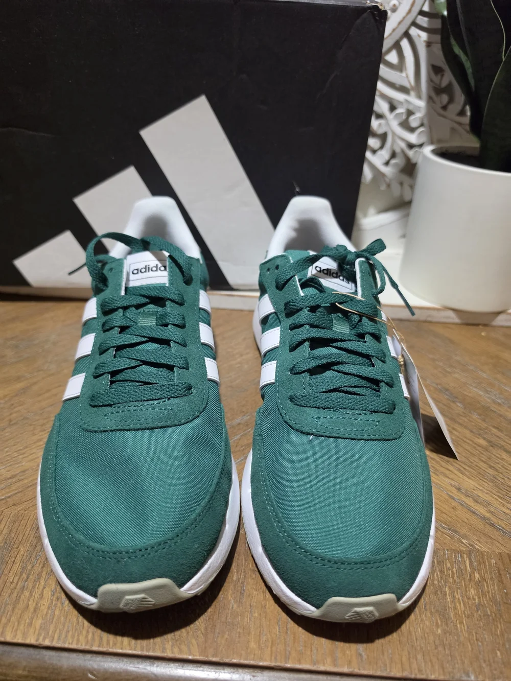 NEW Adidas Run 60s 2.0 sneakers Collegiate Green/Cloud White Mens Size 9 W/box